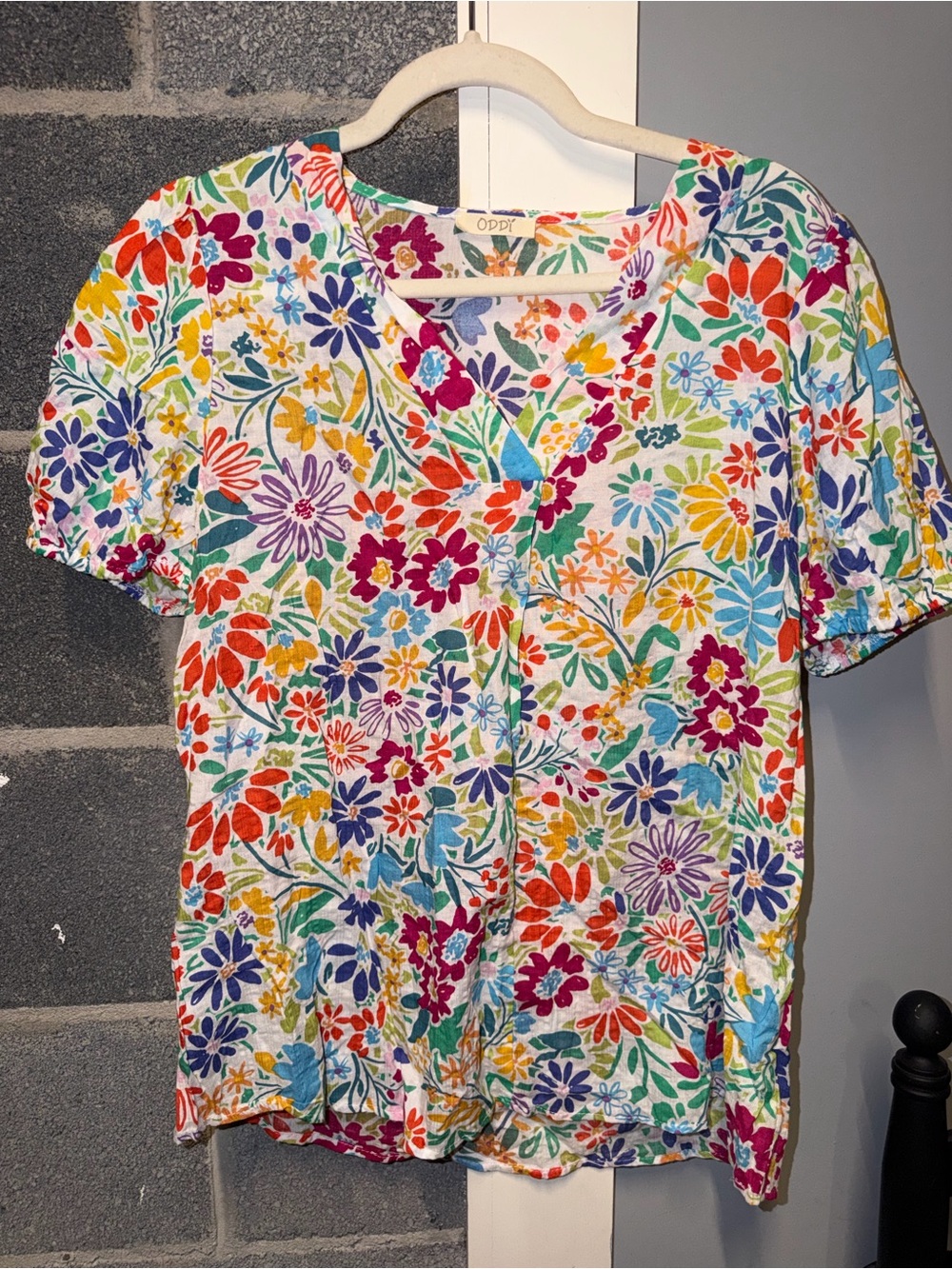 ODDY Multicolor Floral V-Neck Short Sleeve Top